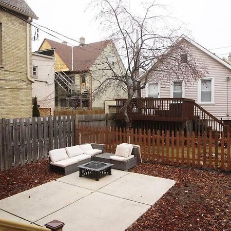 Renovated Brady St. Classic Милуоки Екстериор снимка
