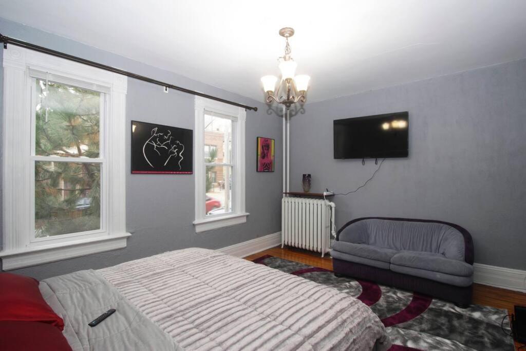 Renovated Brady St. Classic Милуоки Екстериор снимка