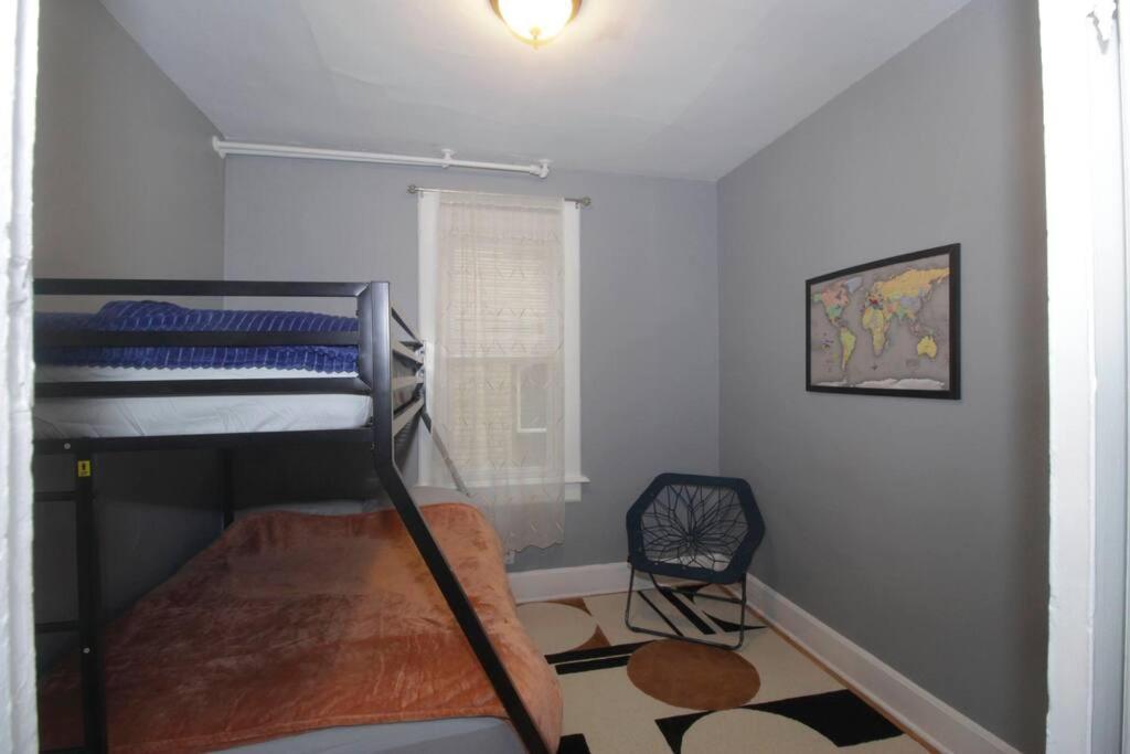Renovated Brady St. Classic Милуоки Екстериор снимка